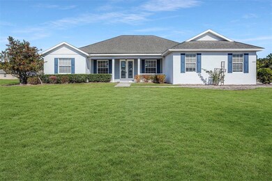 Large front yard! Beautiful split-plan home with 2