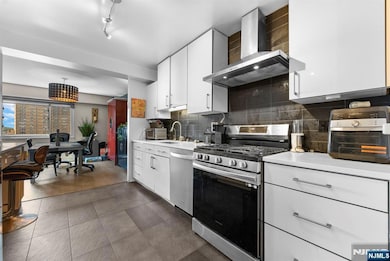 2185 Lemoine Ave unit 6A, Fort Lee, NJ 07024 - photo 4