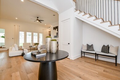 1240 Candlelight Ln, Houston, TX 77018 - photo 5