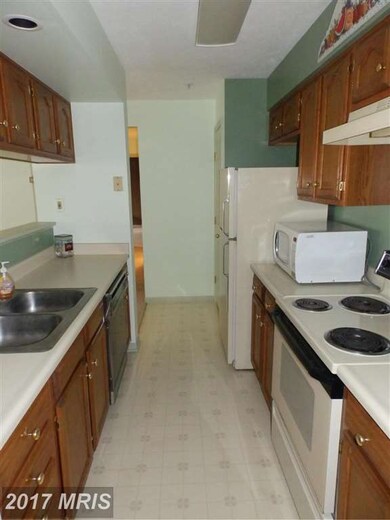 7672 Gladstone Rd unit 1, Windsor Mill, MD 21244 - photo 5