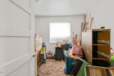 810 S 6th Ave-2