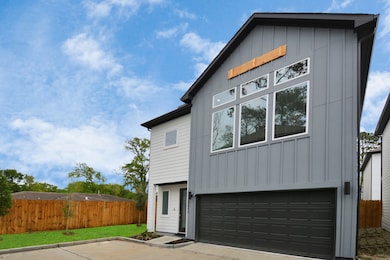 2504 W Tidwell Rd unit E, Houston, TX 77091 - photo 3