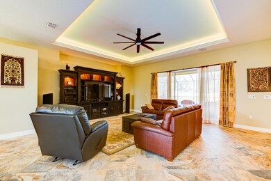 12412 Dolquieb (24 of 49)
