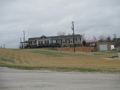Property from subdivision boat ramp