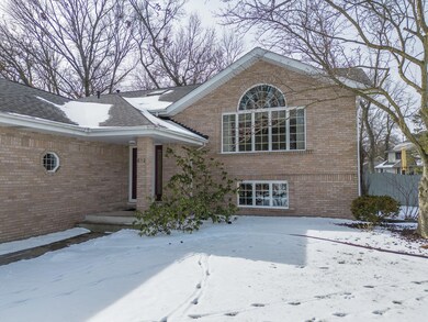 612 Heather Ct, Griffith, IN 46319 - photo 3