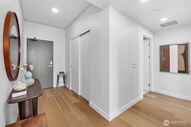 The Emerald unit 2402, Seattle, WA 98101 - photo 4