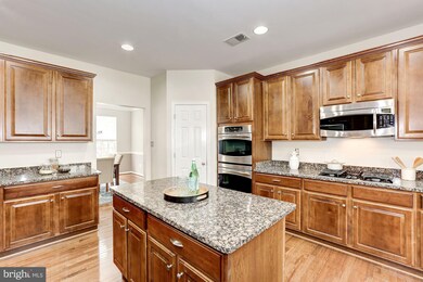 23143 Yellowwood Dr, Clarksburg, MD 20871 - photo 7