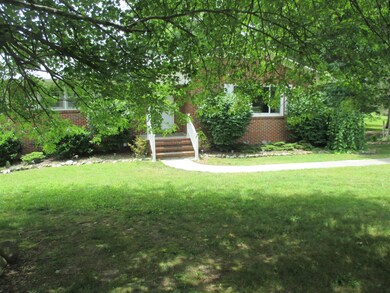 304 Shelton Rd, Manchester, TN 37355 - photo 2