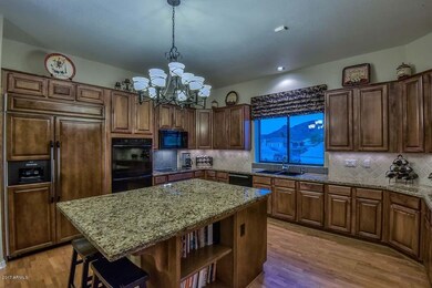 Night-Kitchen