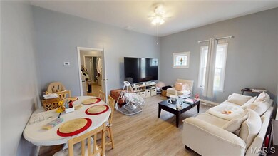 224 Vine St, Greenville, IL 62246 - photo 5