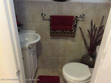 83Cypresshalfbath