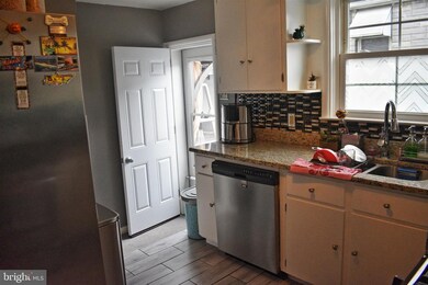 3543 Arlington St, Reading, PA 19605 - photo 5