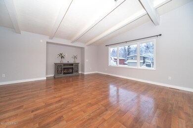 5 Living Room - 421 Kayak Dr Anchorage (