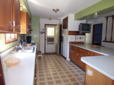 Kitchen entrance