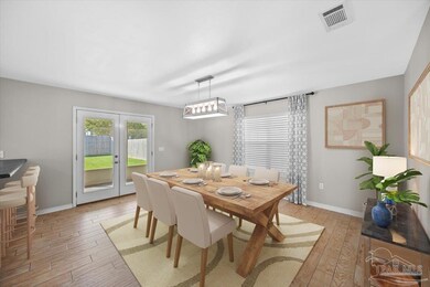 Eat-In Kitchen