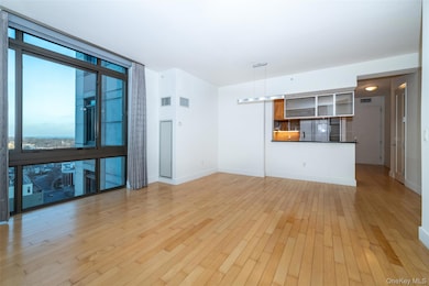 Trump Plaza Residences unit 1401, New Rochelle, NY 10801 - photo 7