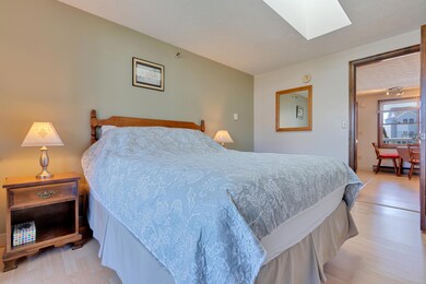 1072 Post Rd unit 217, Wells, ME 04090 - photo 5