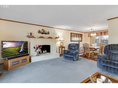 1124 SW Doolittle Ct, Troutdale, OR 97060 - photo 5