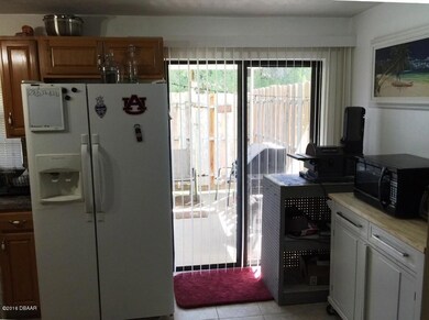KITCHEN TO PATIO