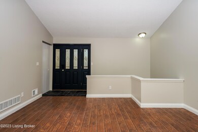 020-photo-living-room-12067799