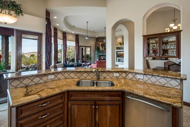 04- Kitchen