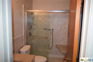 2404 Post Oak Ave, Copperas Cove, TX 76522 - photo 5