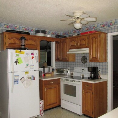 647 Champagne Trail, Dalton, GA 30721 - photo 7