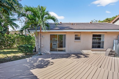 8938 Shadow Wood Blvd, Coral Springs, FL 33071 - photo 7