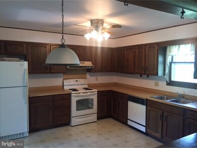 118 Gill Rd, Mohnton, PA 19540 - photo 7