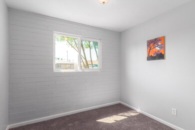 4443 N 48th Dr, Phoenix, AZ 85031 - photo 6