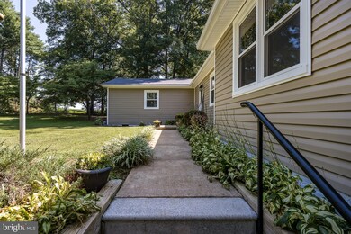 7029 Chippendale Ln, Bealeton, VA 22712 - photo 3