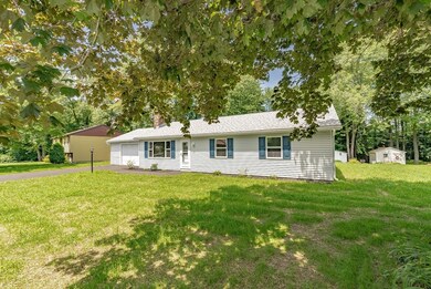 24 Elm Cir, South Deerfield, MA 01373 - photo 2