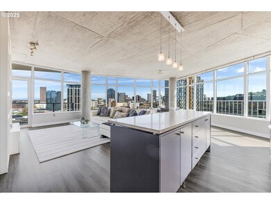 Kitchen/Living Room