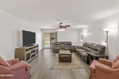 16034 W Winchcomb Dr, Surprise, AZ 85379 - photo 4