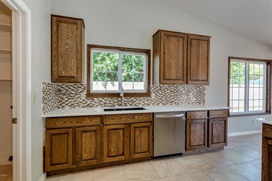 Kitchen pic 3