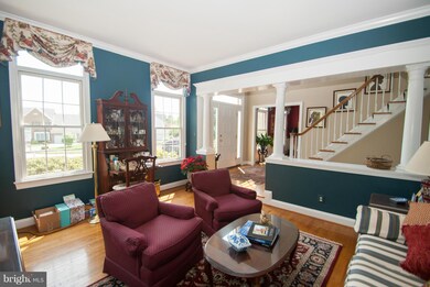 9107 Lynchburg Ct, Fairfax, VA 22032 - photo 2