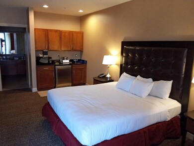 Bed.Bar.Pic.