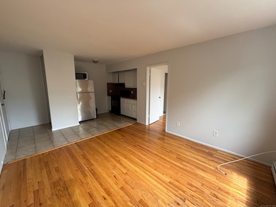 17 Ferris Ave unit 21, Norwalk, CT 06854 - photo 4