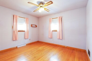 2021 W Glen Flora Ave, Waukegan, IL 60085 - photo 6