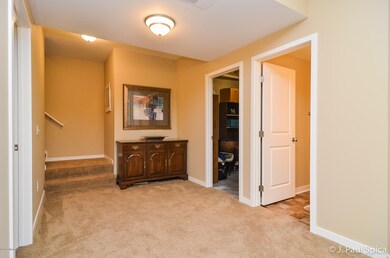1240 Coopers Pass SW unit 15, Byron Center, MI 49315 - photo 3