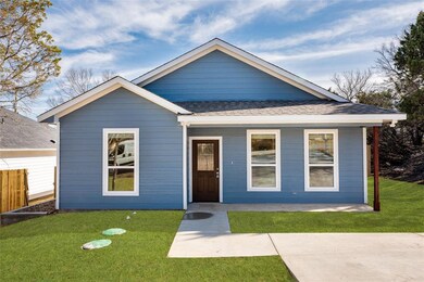 831 Pecos River Dr, Granbury, TX 76048 - photo 2