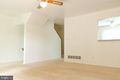 5077 W Woodmill Dr, Wilmington, DE 19808 - photo 5