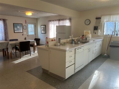 176 Doansburg Rd unit 172, Brewster, NY 10509 - photo 2