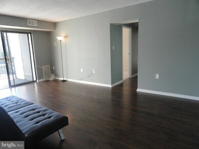 607 Center St unit 101, Herndon, VA 20170 - photo 7