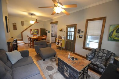 Living / Dining Rm