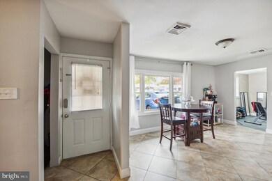 35 Chaucer Dr, Newark, DE 19713 - photo 5