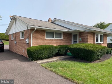 735 Rhoads Ave unit 74, Boyertown, PA 19512 - photo 3
