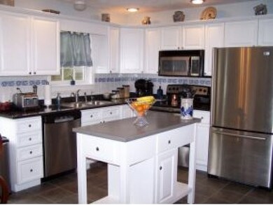 8 Heritage Dr, Hampton, NH 03842 - photo 5