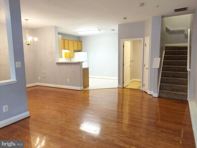 2749 Middle Neck Rd, Odenton, MD 21113 - photo 4