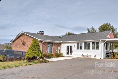 32 Alexander Heights, Leicester, NC 28748 - photo 2